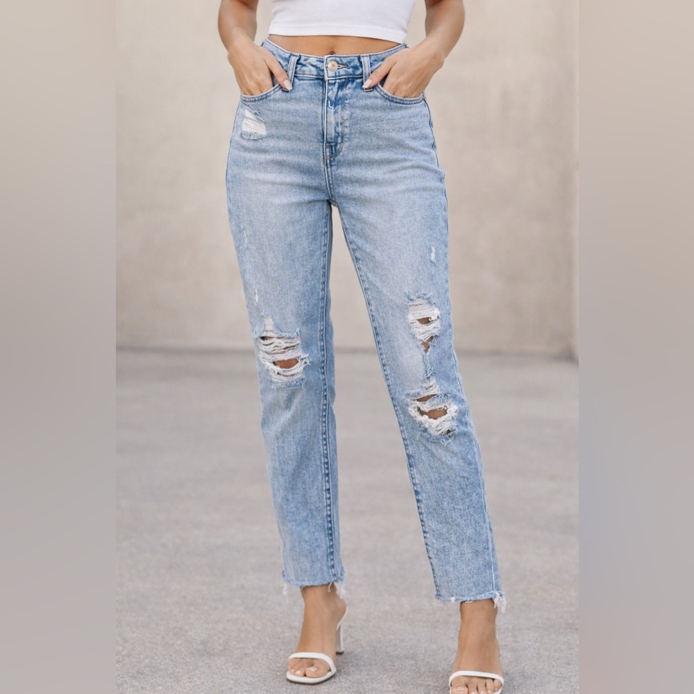 Stylish Light Blue Distressed Women's Straight Leg Jeans